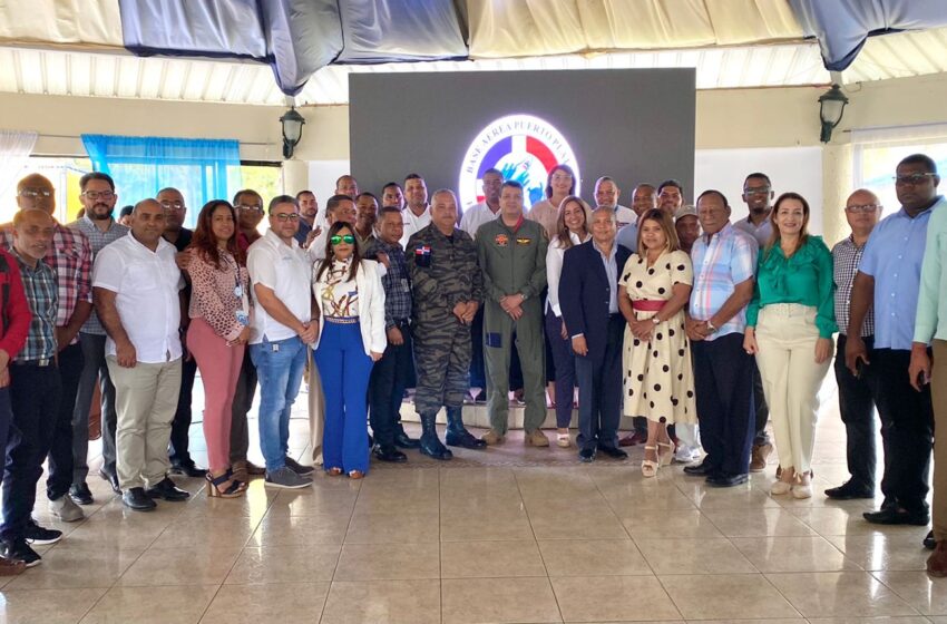  Comandante Base Aérea Celebra Encuentro Comunicadores Puerto Plata