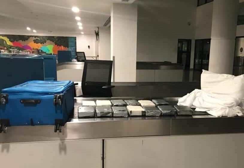  Incautan Trece Paquetes Cocaina Aeropuerto Internacional Puerto Plata