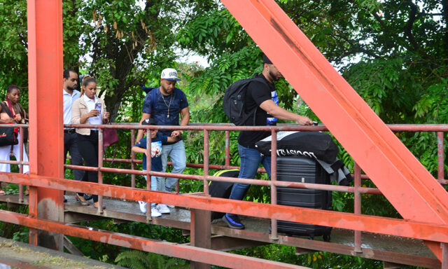  Comisión Obras Públicas Inspecciona Magnitud Rotura Puente Enlaza Sosua-Puerto Plata